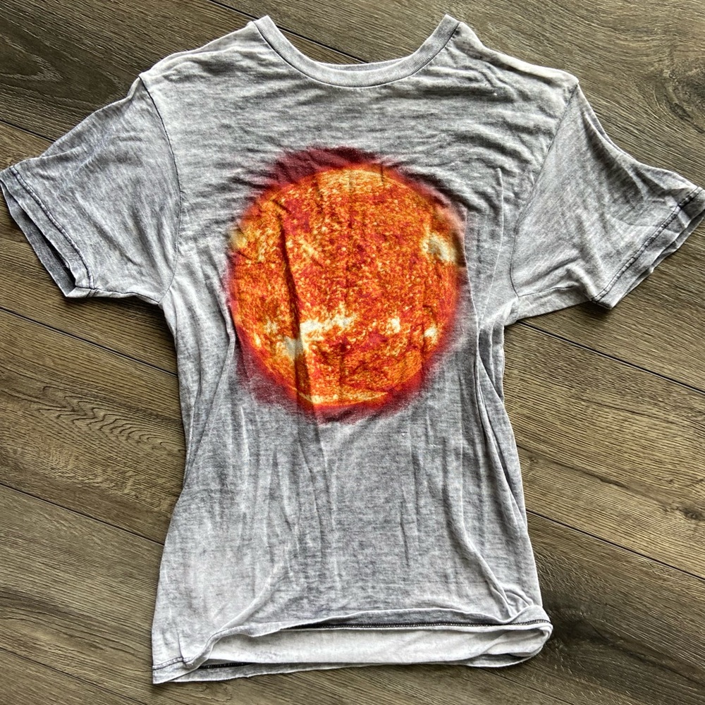 Sheer sun planet shirt